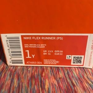 Kids Nike flex runner
